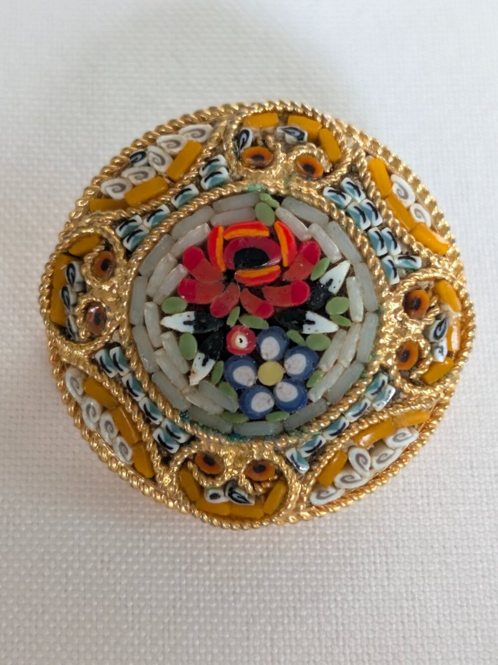 Vintage Bizantino Handcrafted Micro Mosaic Italian Style Floral Pin Brooch Round